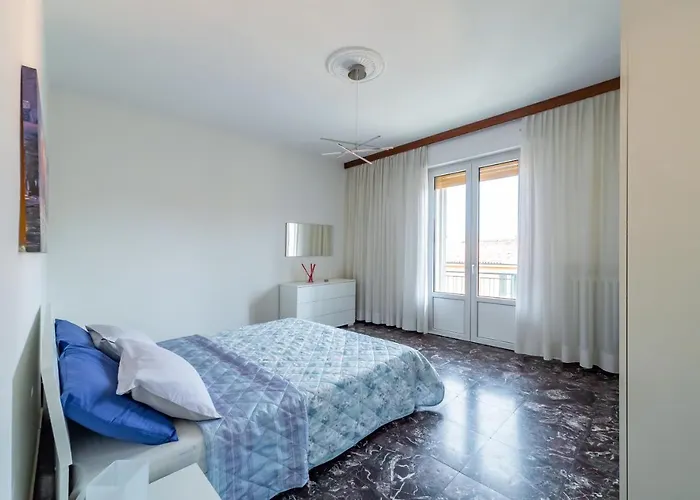 Guesthost - Ospedale Sant'orsola Pizzardi White شقة *